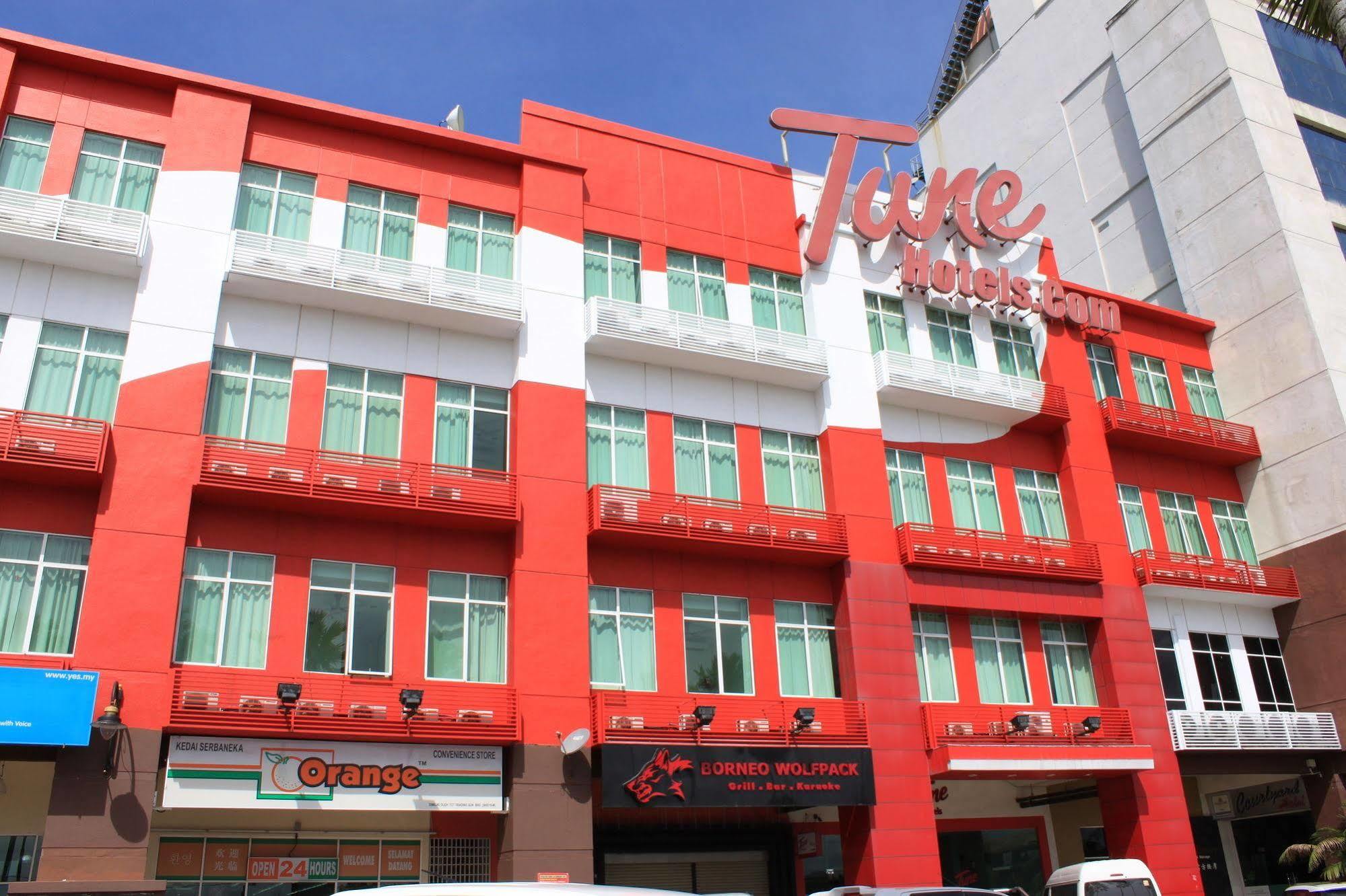 Tune Hotel - 1Borneo Kota Kinabalu Eksteriør billede